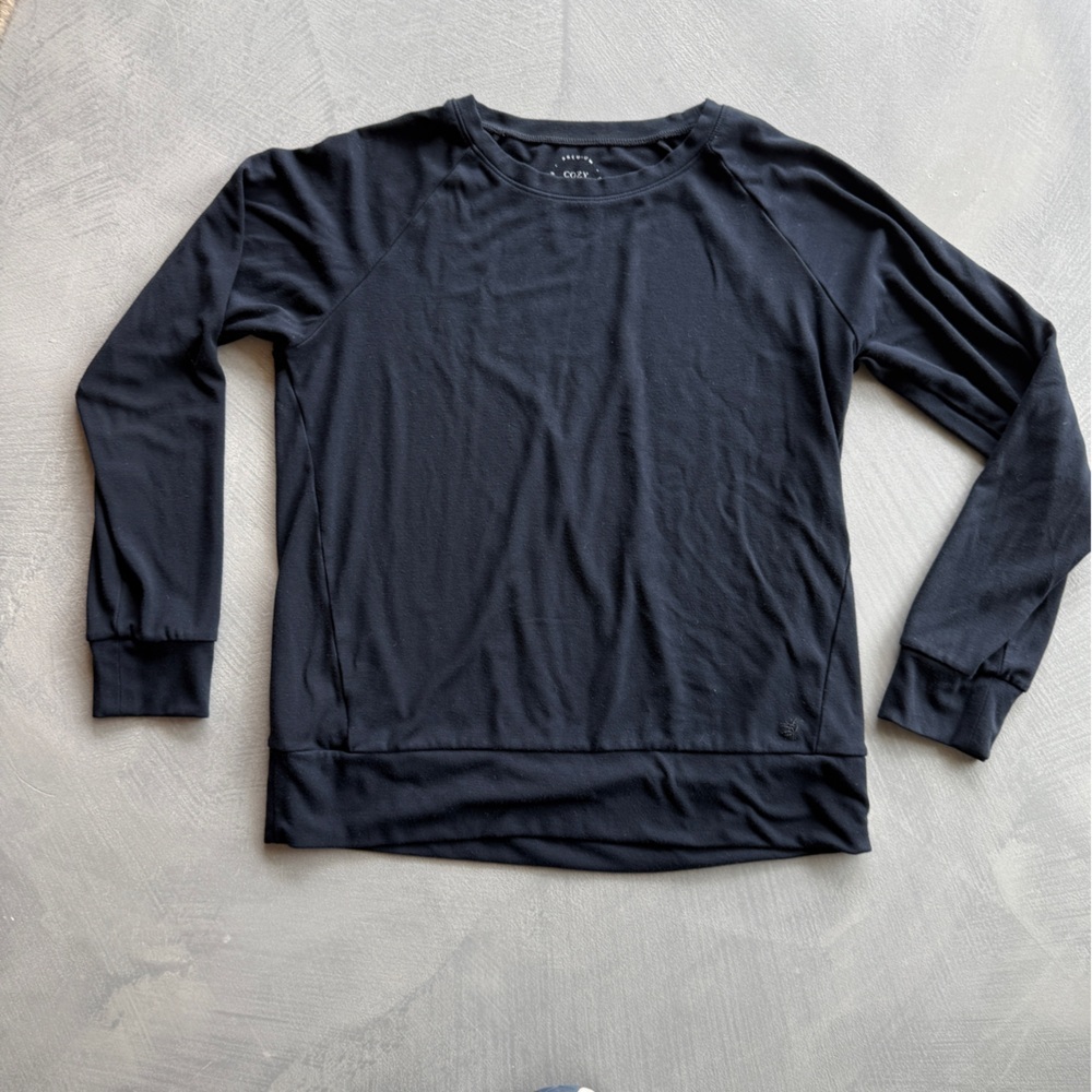 Cozy Earth Black Long Sleeve Super Soft Bamboo Blend Pullover Top